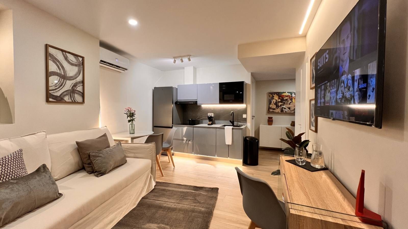  Apartment Paris